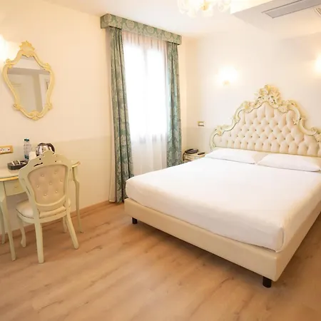 Duomo Boutique 酒店 *