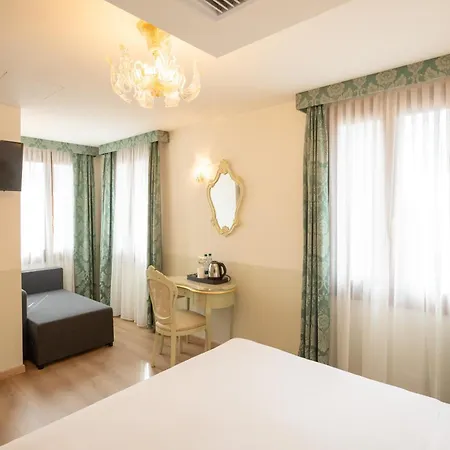 Duomo Boutique 호텔 키오자